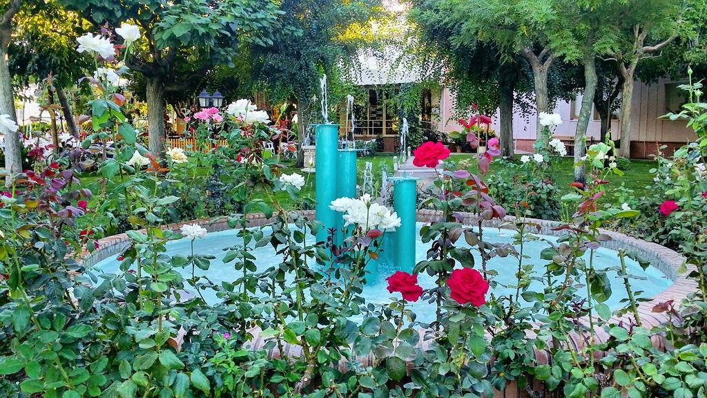 ホテルJardins Del Segria リェイダ エクステリア 写真