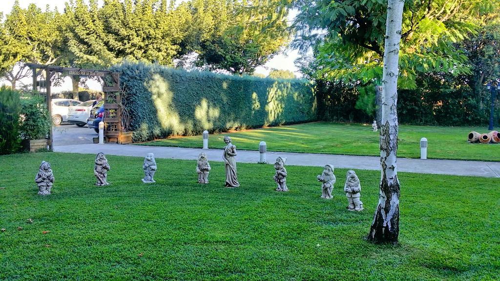 ホテルJardins Del Segria リェイダ エクステリア 写真